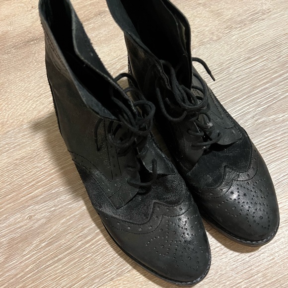 FREE PEOPLE  combat boots - Picture 4 of 16